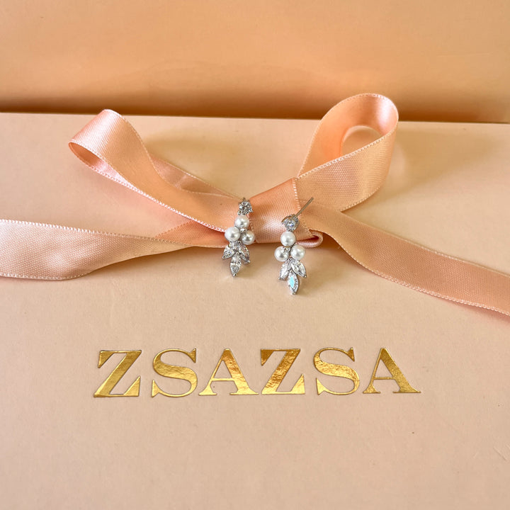 Marquise zircone and white pearls white gold plated earrings