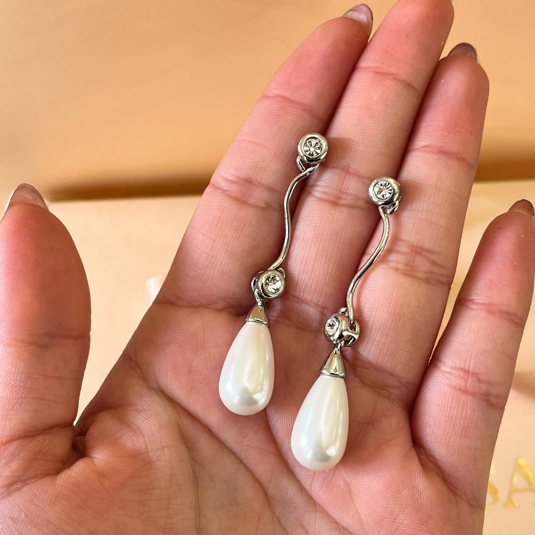 Zircone and white pearls white gold plated earrings