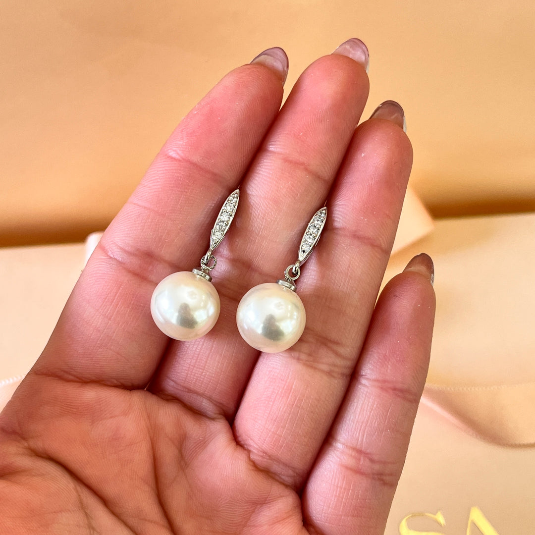 Zircone and ivory pearls white gold plated earrings