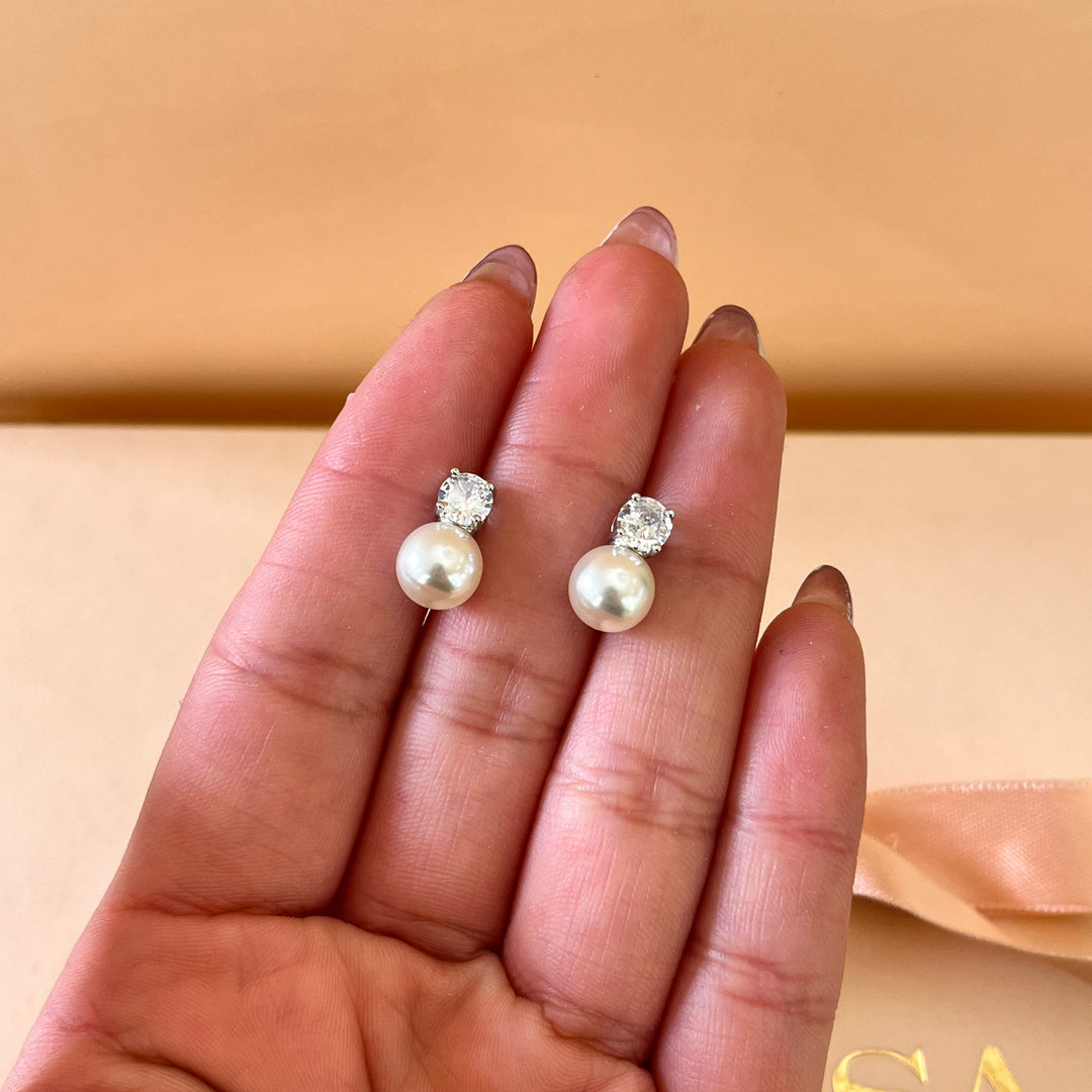 Zircone and ivory pearls white gold plated studs