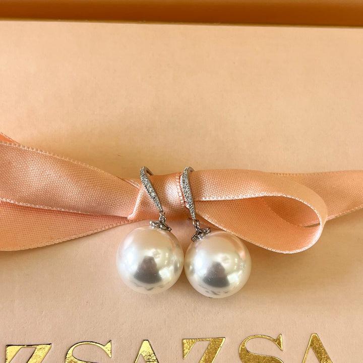 Zircone and white pearls white gold plated hooks
