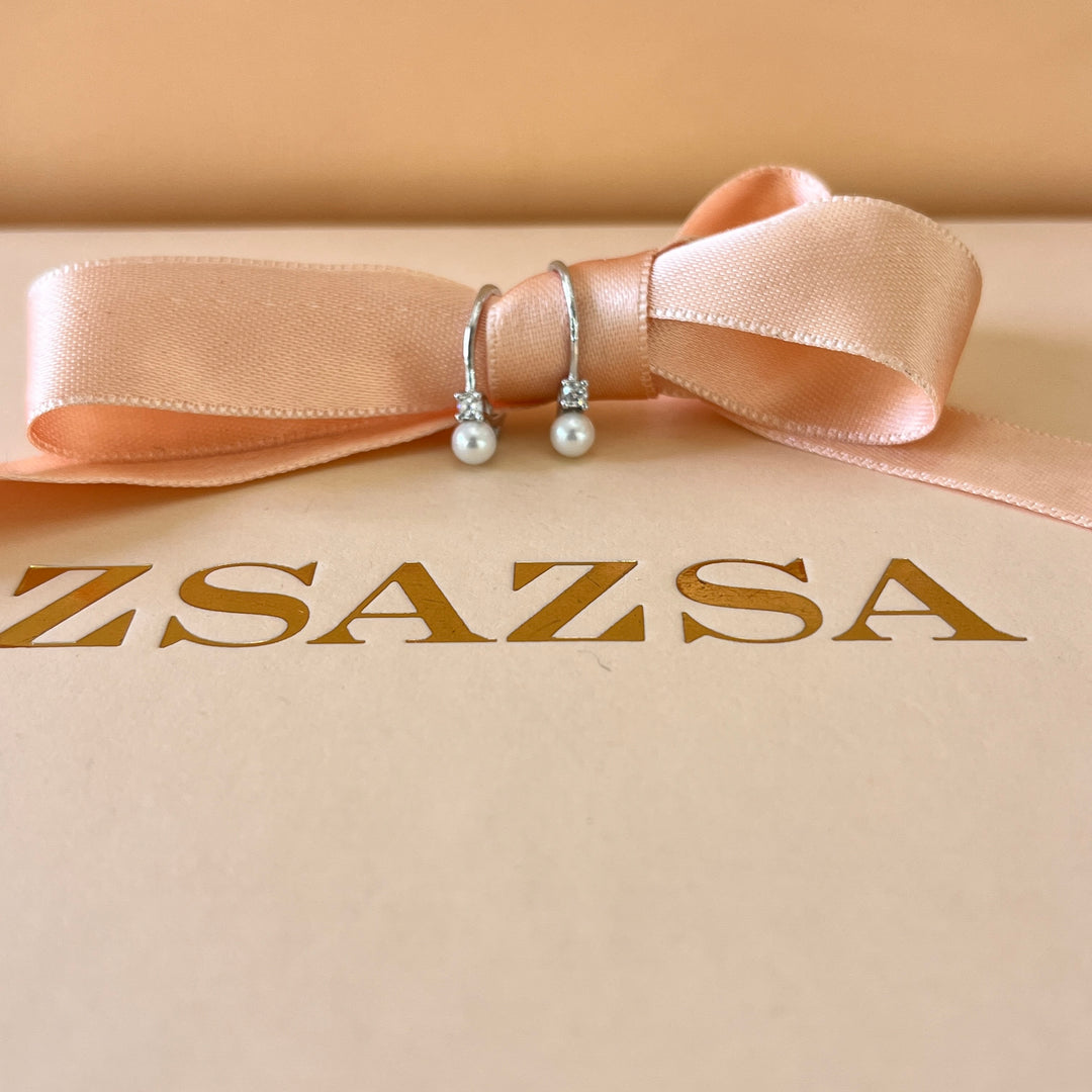 Zircone and white pearls sterling silver hooks