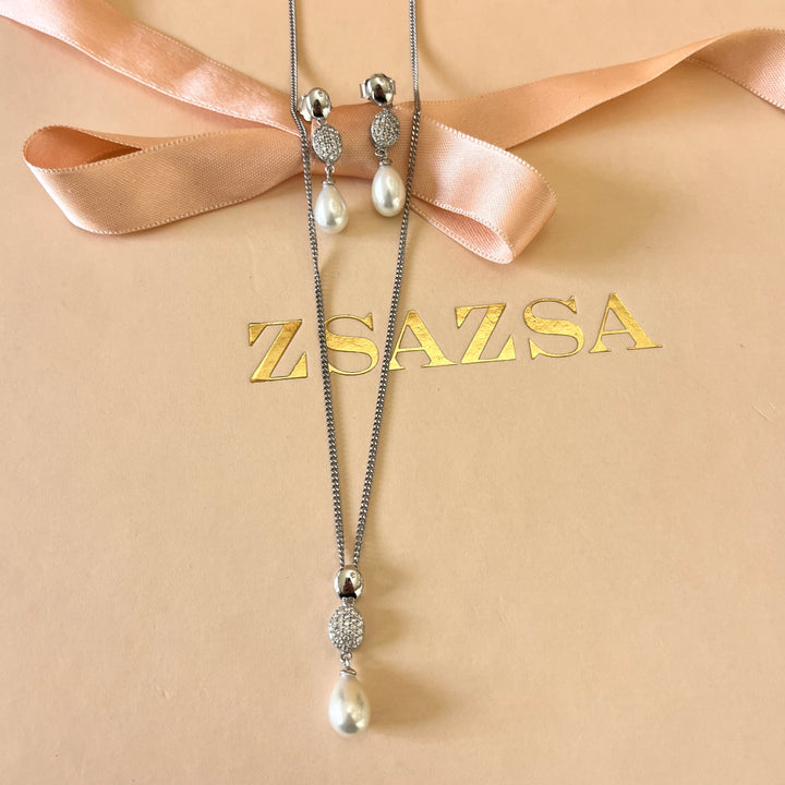 Zircone and teardrop white pearls sterling silver set