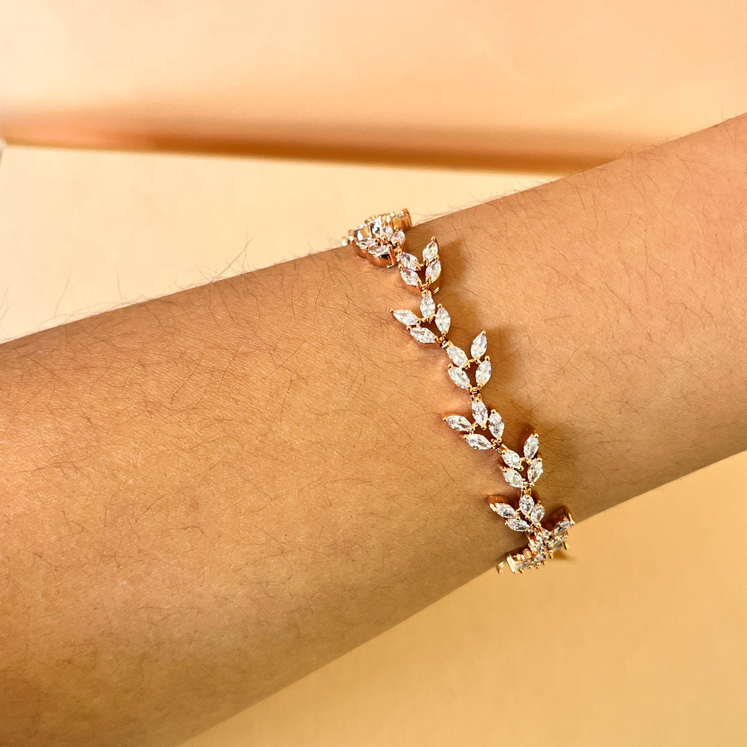 Marquise and teardrop zircone rose gold plated set