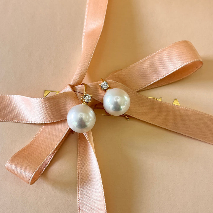 Zircone and white Mallorca pearls gold plated hooks