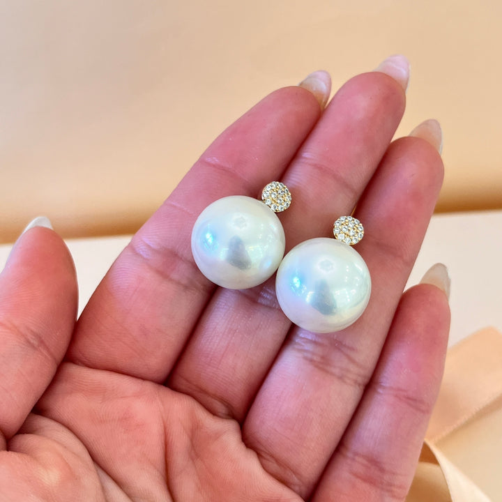 Zircone and white Mallorca pearls gold plated studs