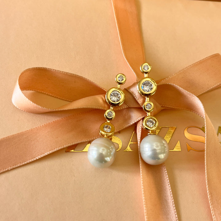 Zircone and white Mallorca pearls gold plated earrings