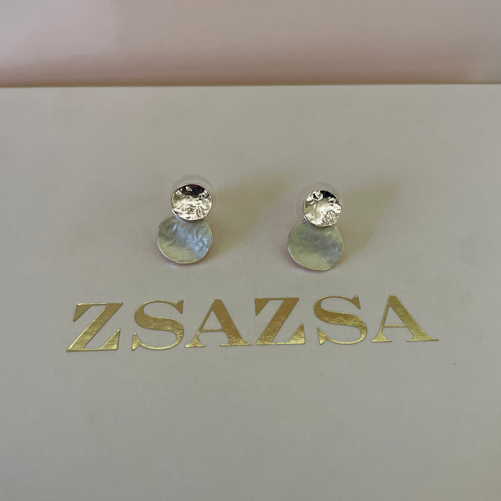 Enamel lime green studs earrings