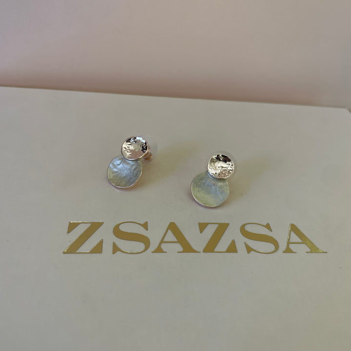 Enamel lime green studs earrings