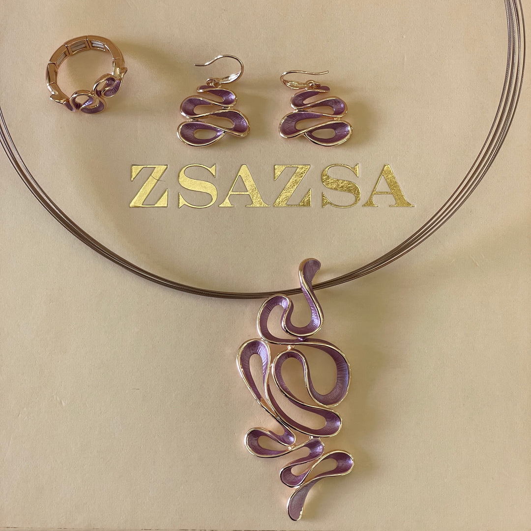 Enamel pink curvy set