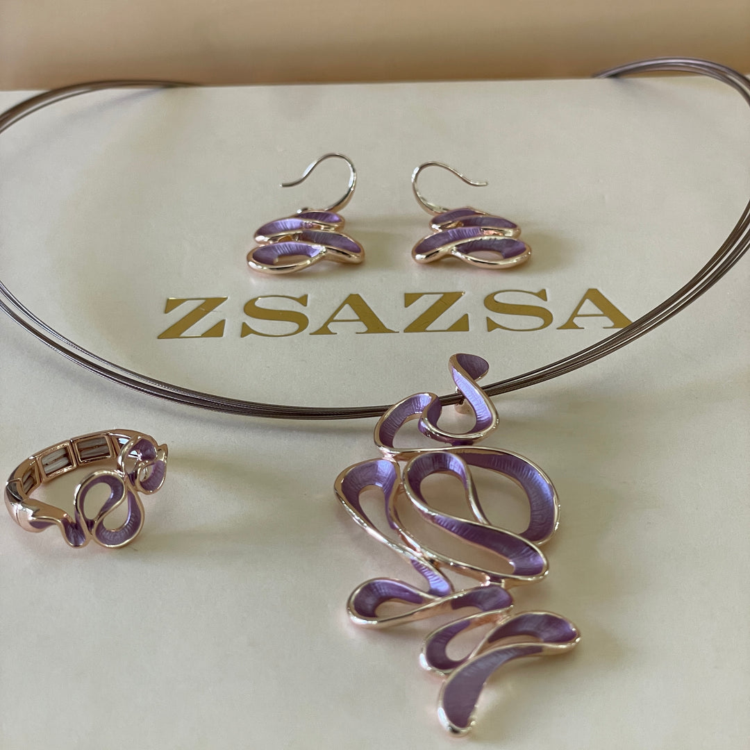 Enamel pink curvy set