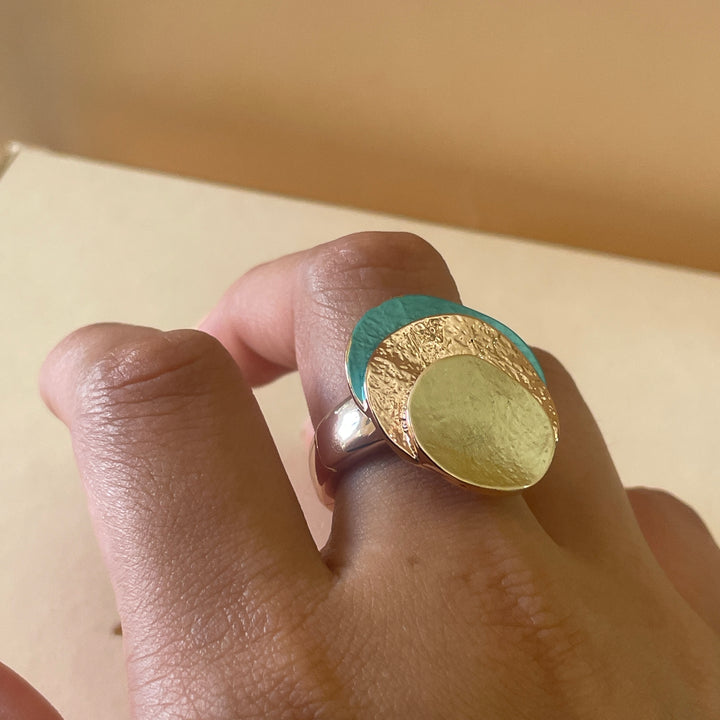 Enamel lime green and turquoise round studs earrings and ring