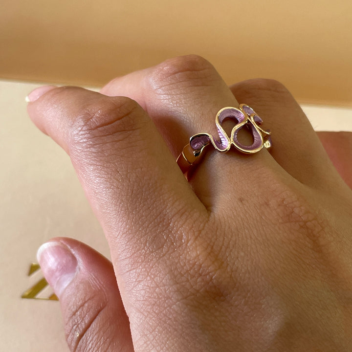 Enamel pink curvy set