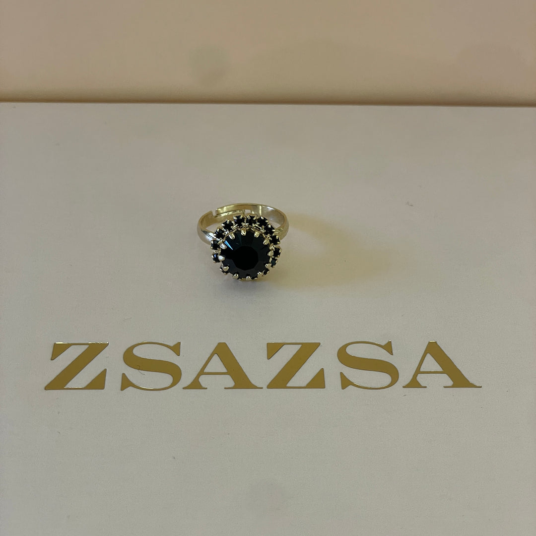 Preciosa crystal round with black crystals gold plated ring
