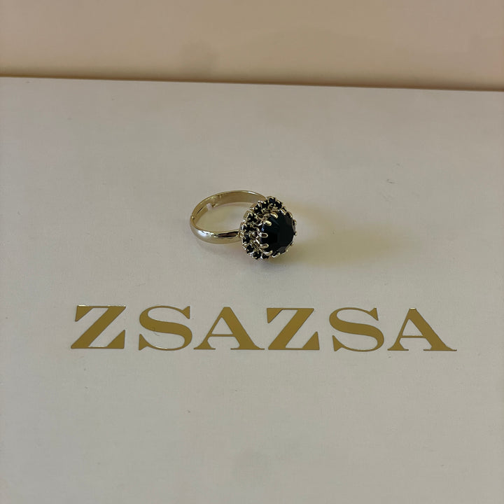 Preciosa crystal round with black crystals gold plated ring