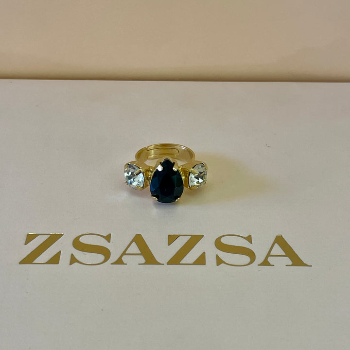 Preciosa crystal middle teardrop  black with gold plated ring