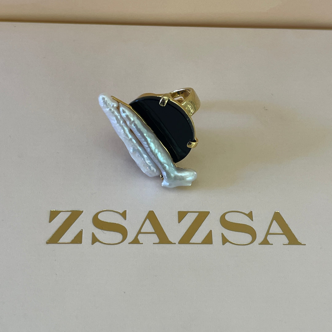 Black resin with fresh water pearl sterling silver gold plated ring