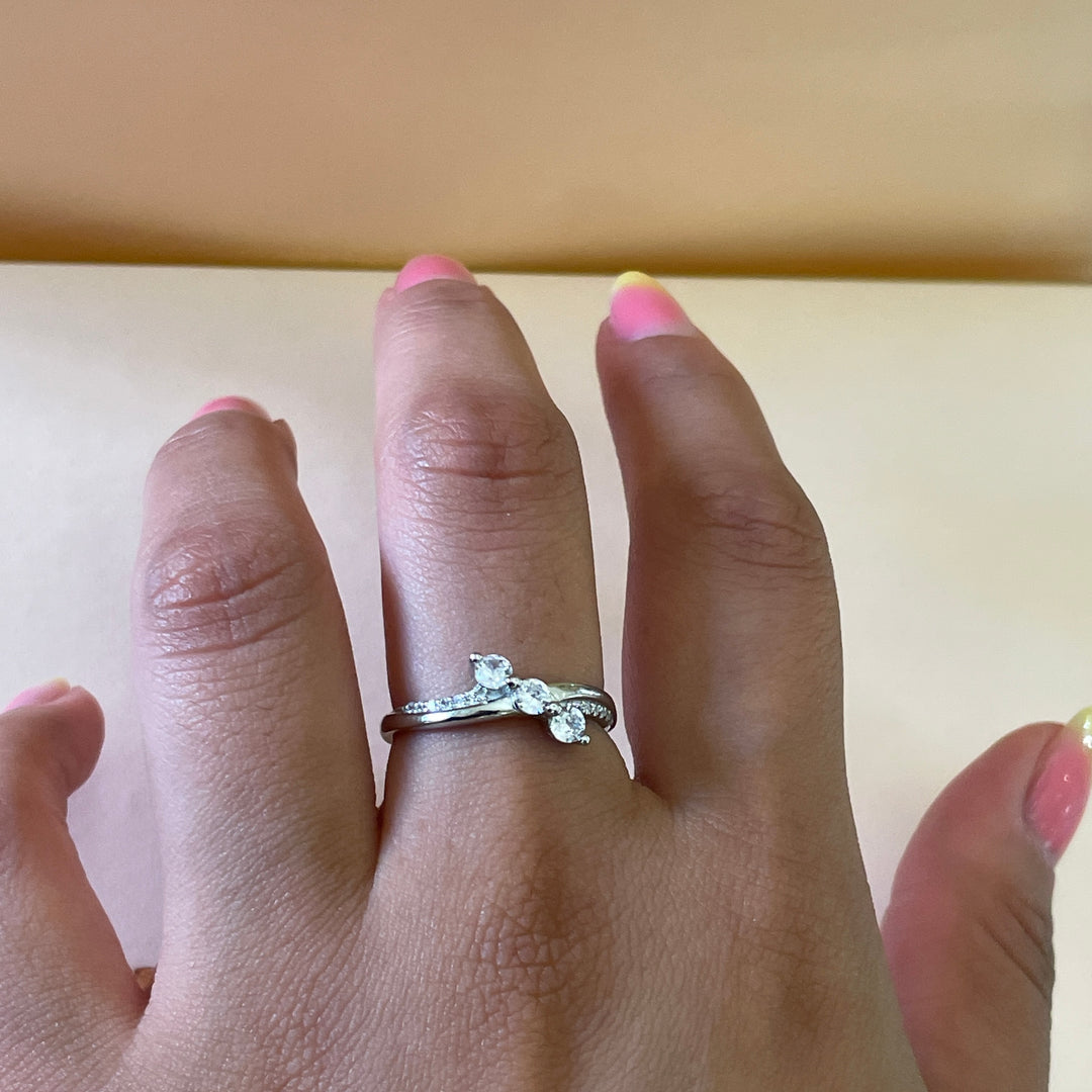 Sterling Silver Twist Crystal Trilogy Ring