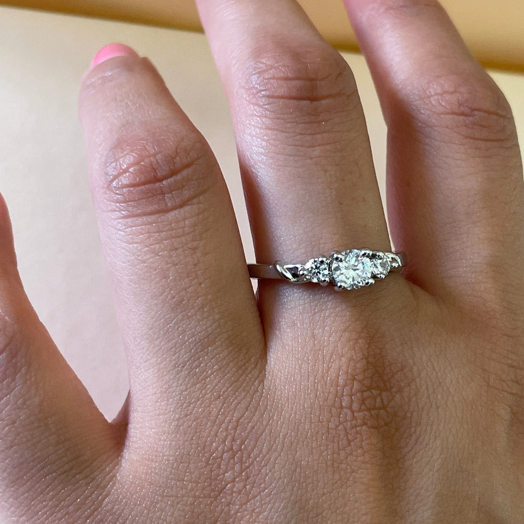 Leaf Crystal Trilogy white gold plated ring