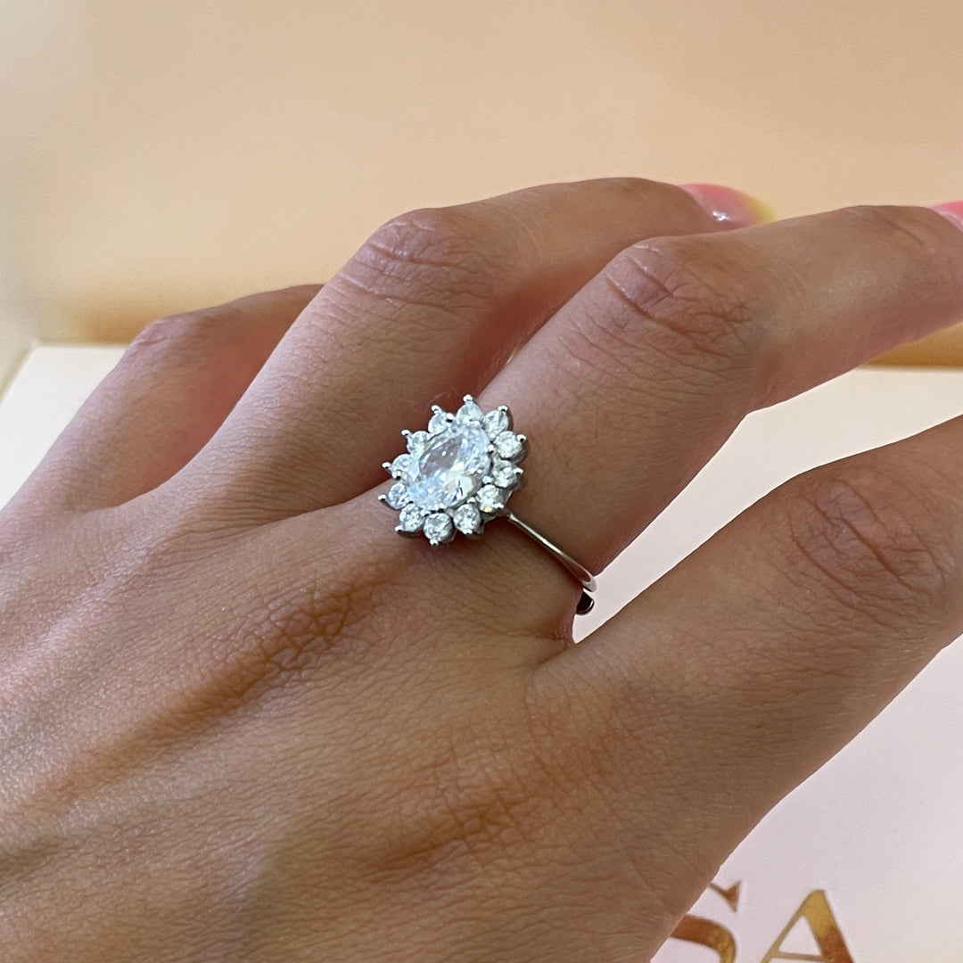 Sterling Silver Oval flower ring