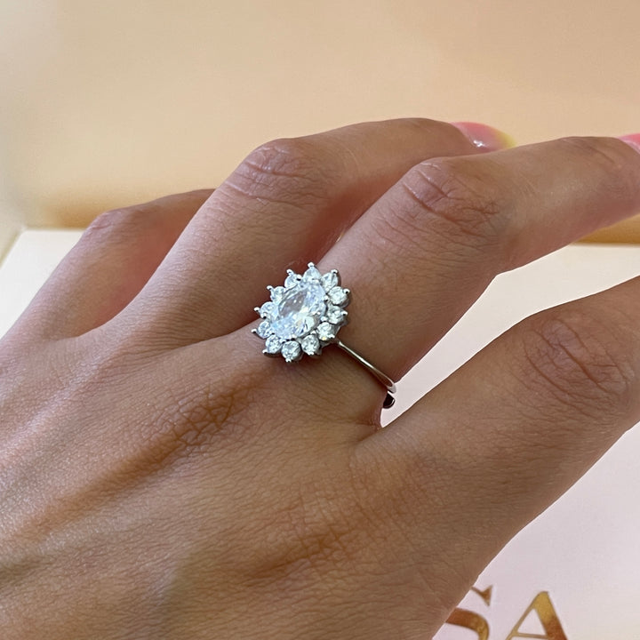 Sterling Silver Oval flower ring