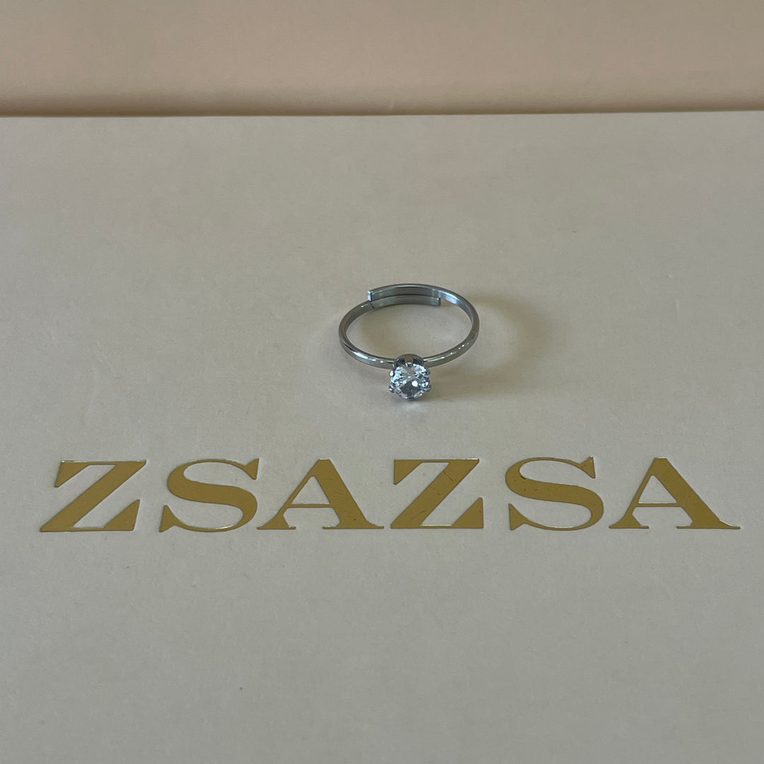 Zircone classic dainty solitaire ring in white gold plating