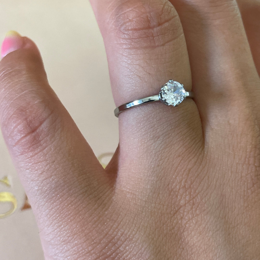 Zircone classic dainty solitaire ring in white gold plating