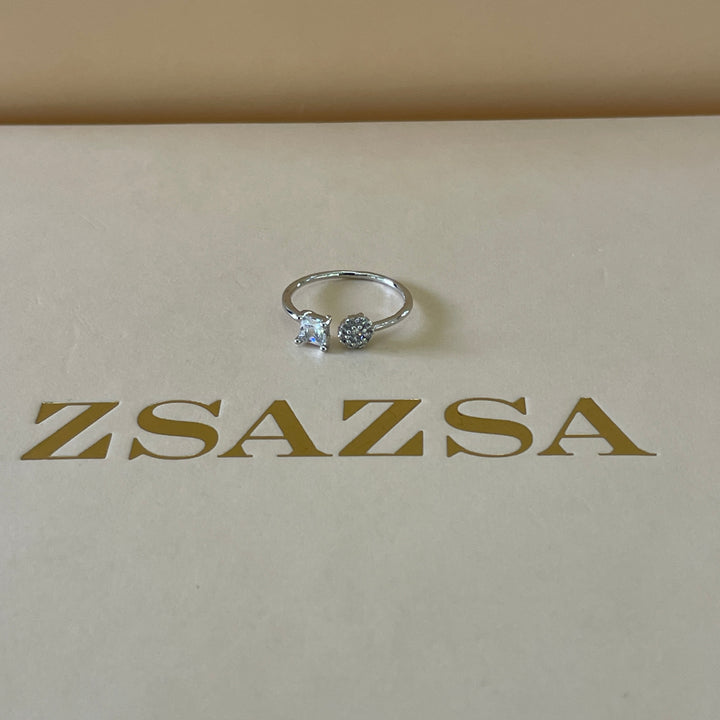 Zircone two stone flower and square ring in white gold plating