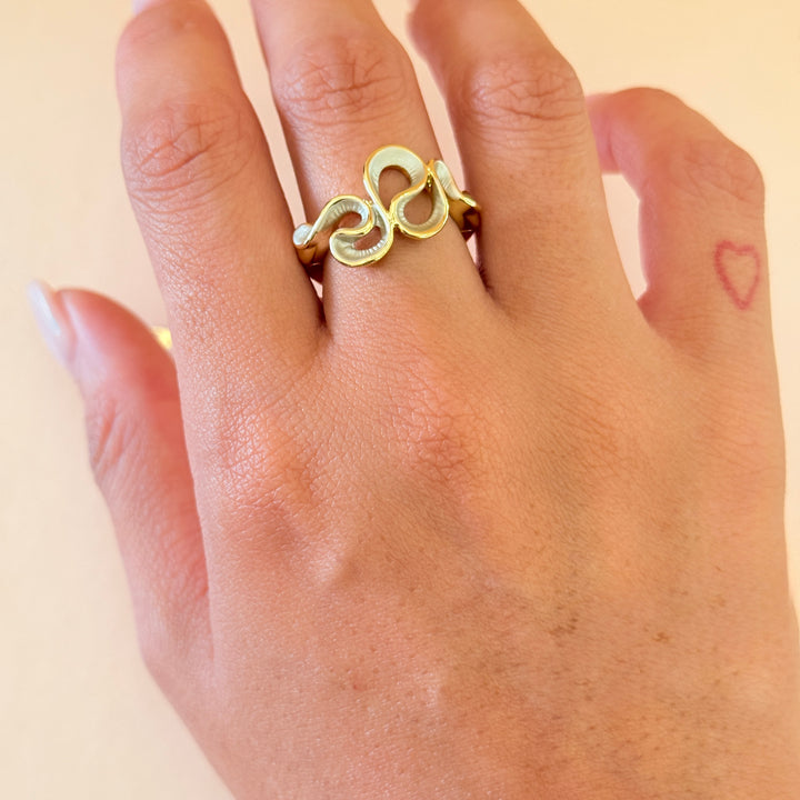 Enamel light grey curvy set