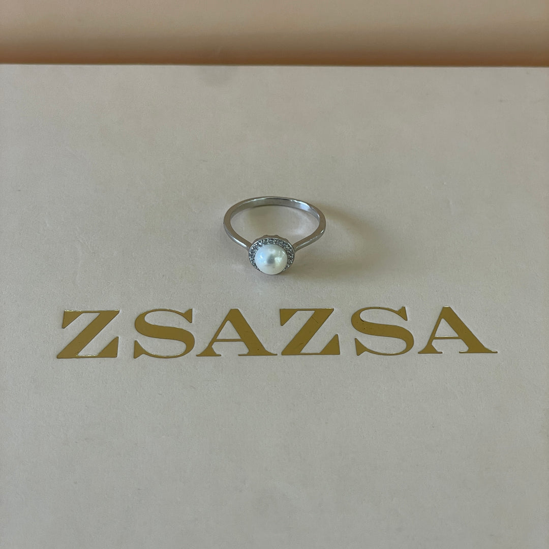 Silver Halo pearl ring in white gold plating