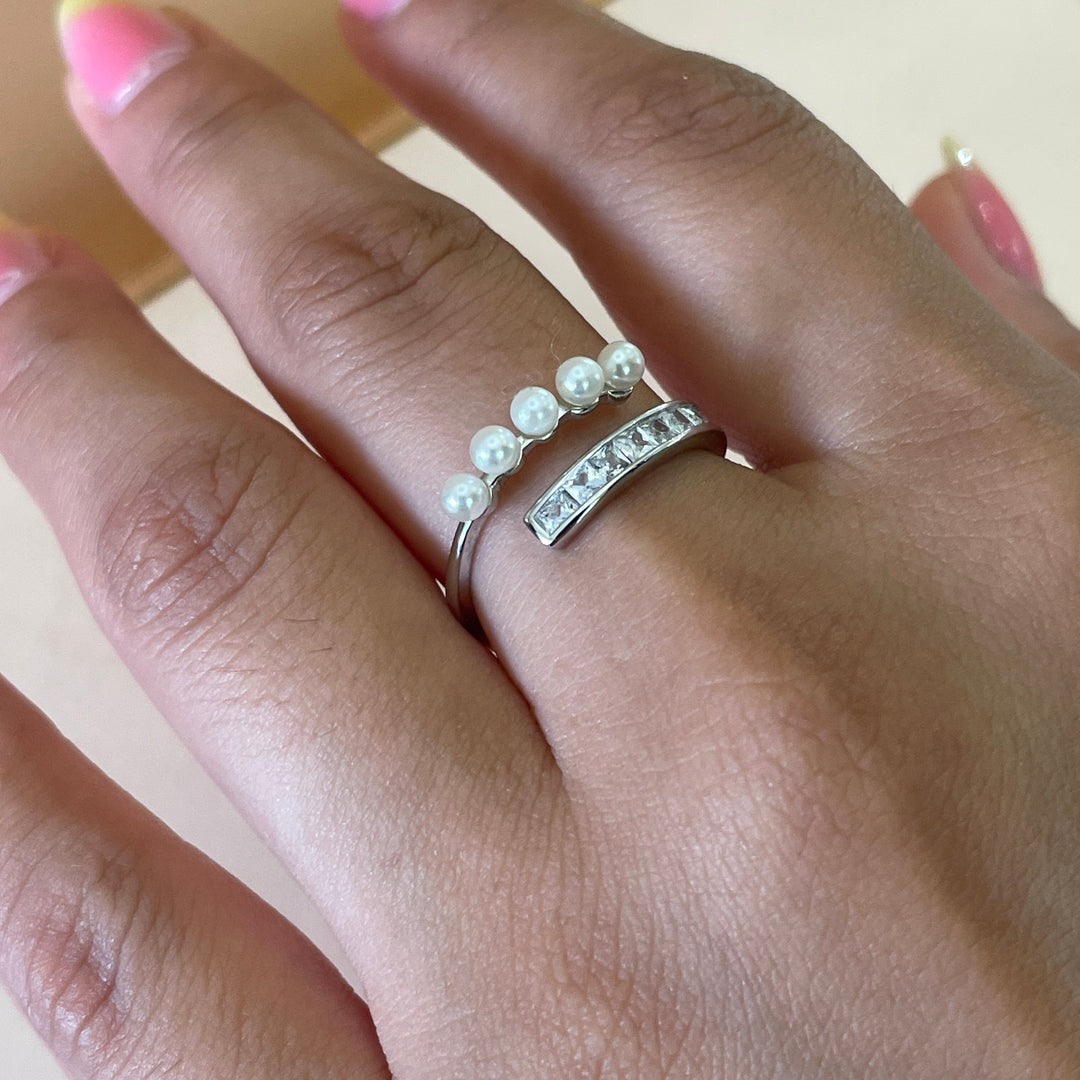 Sterling Silver overlapping band dainty pearl ring