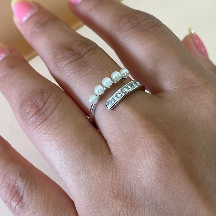 Sterling Silver overlapping band dainty pearl ring