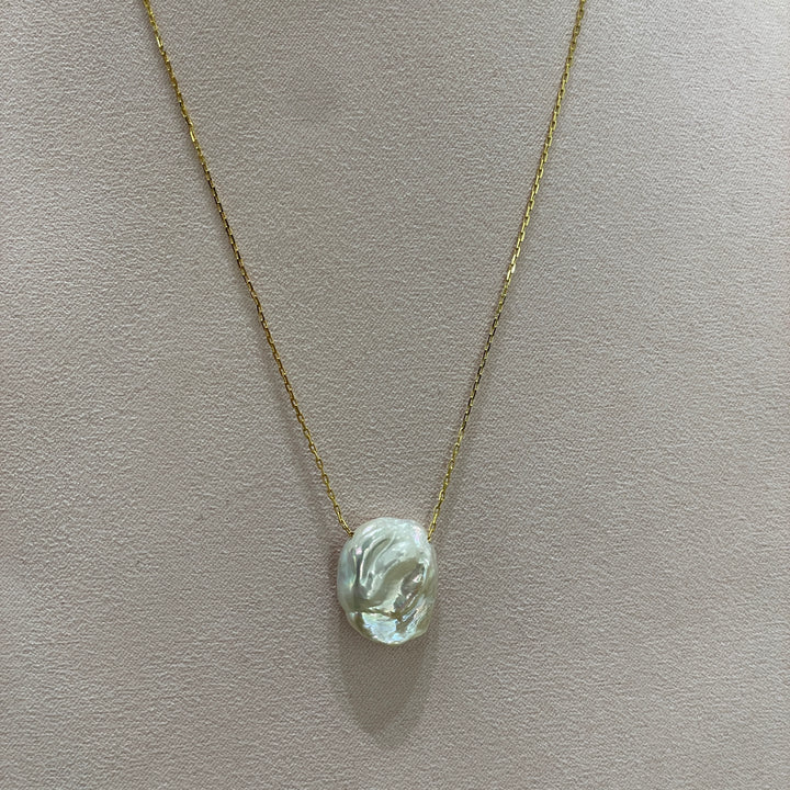 Sterling Silver Dainty Oval Pearl  necklace in gold
