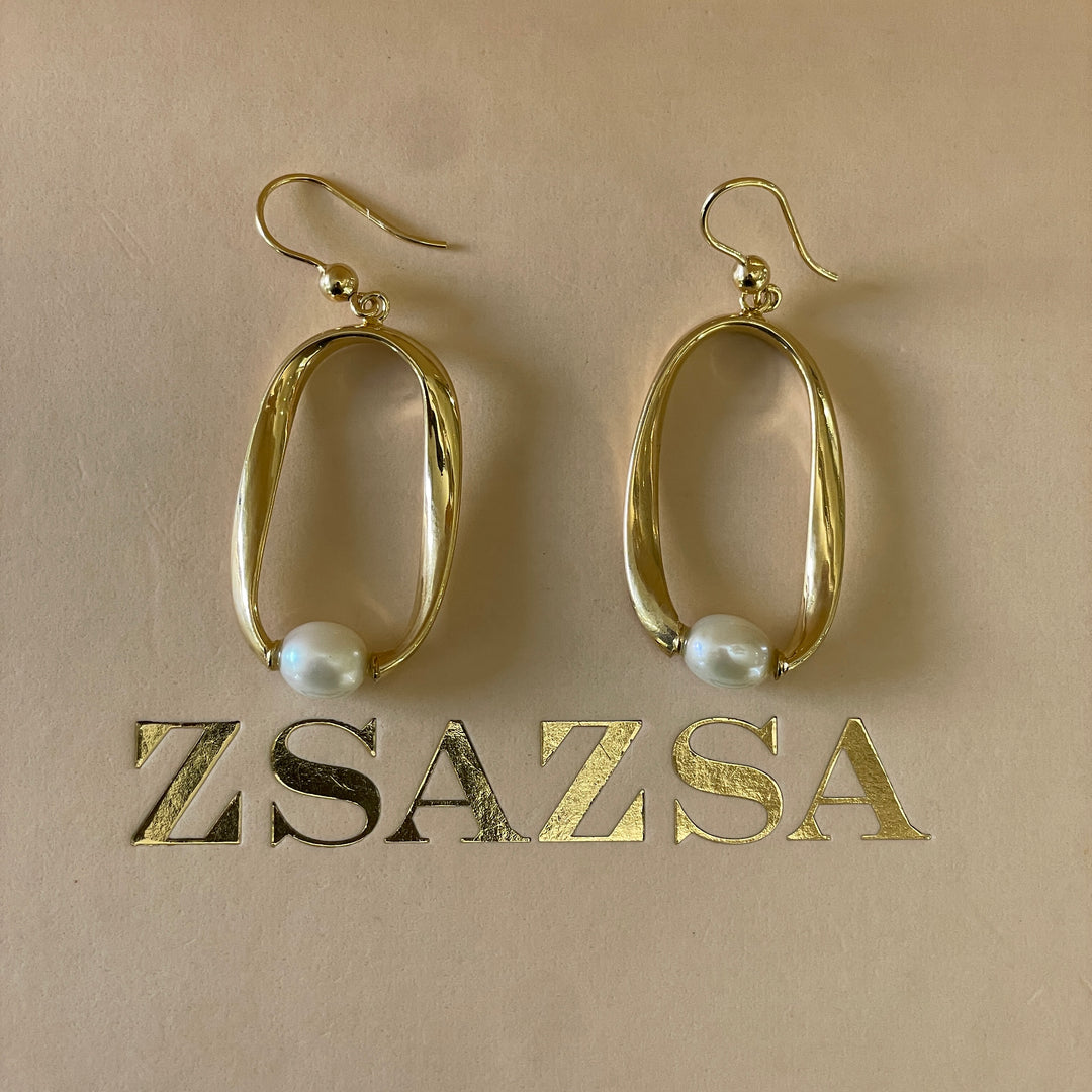 Sterling Silver oval with pearls earrings and necklace in gold