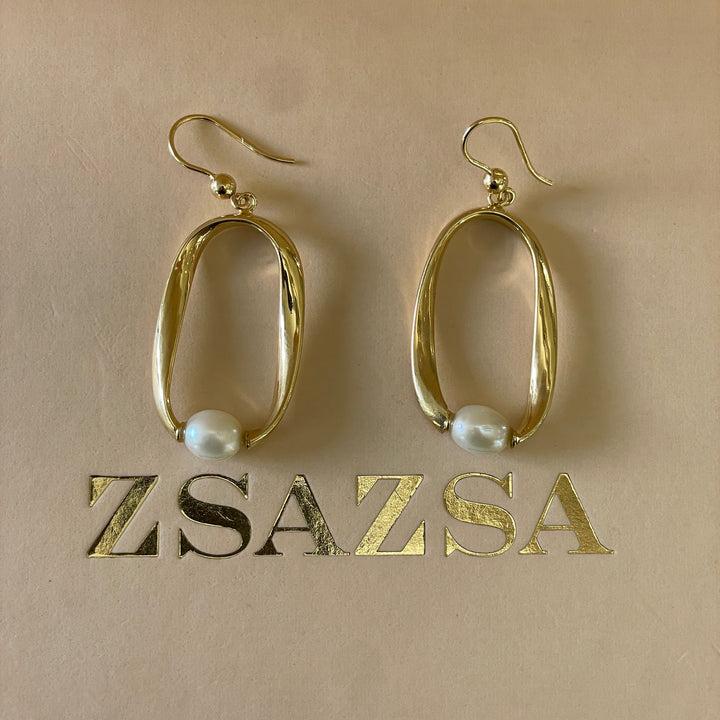 Sterling Silver oval with pearls earrings and necklace in gold