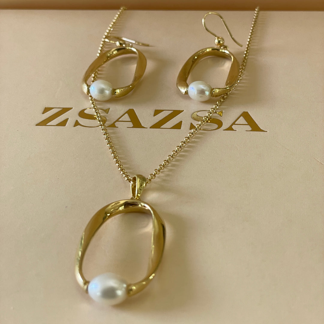 Sterling Silver oval with pearls earrings and necklace in gold