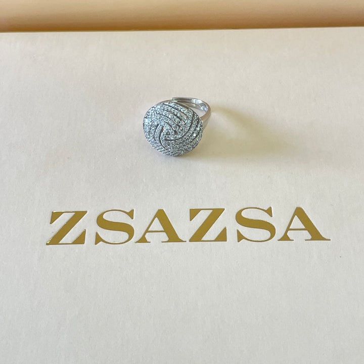 Sterling silver round knot ring with dainty zircone stones