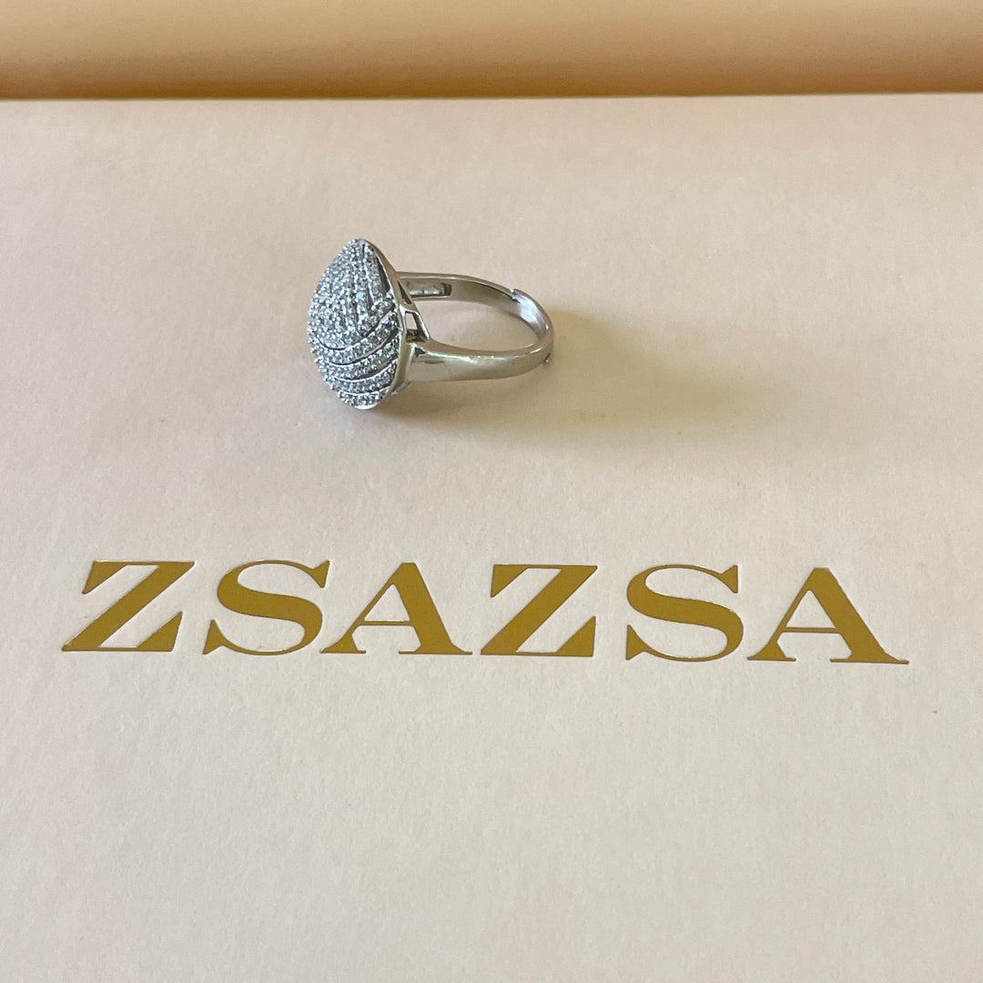 Sterling silver round knot ring with dainty zircone stones