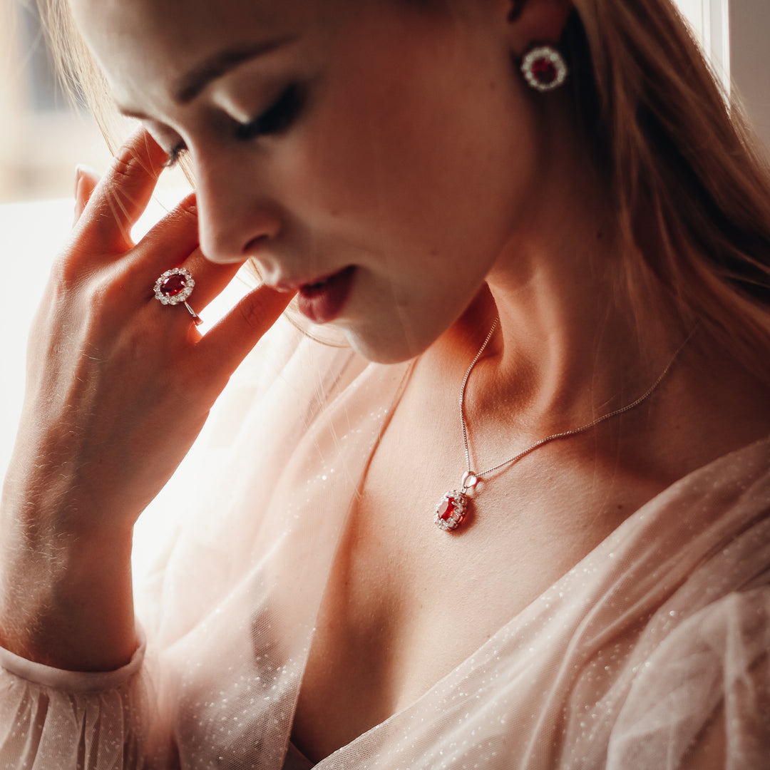 Magenta zircone set