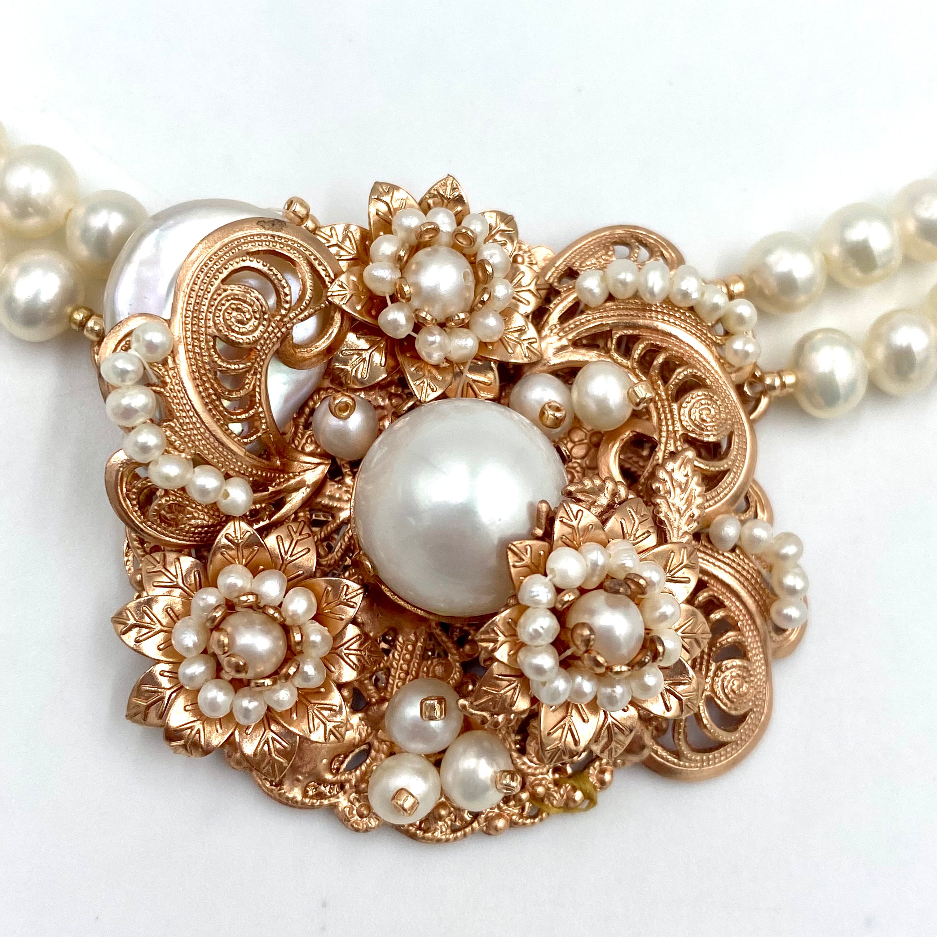 Vintage rose gold fresh water pearls stunning necklace