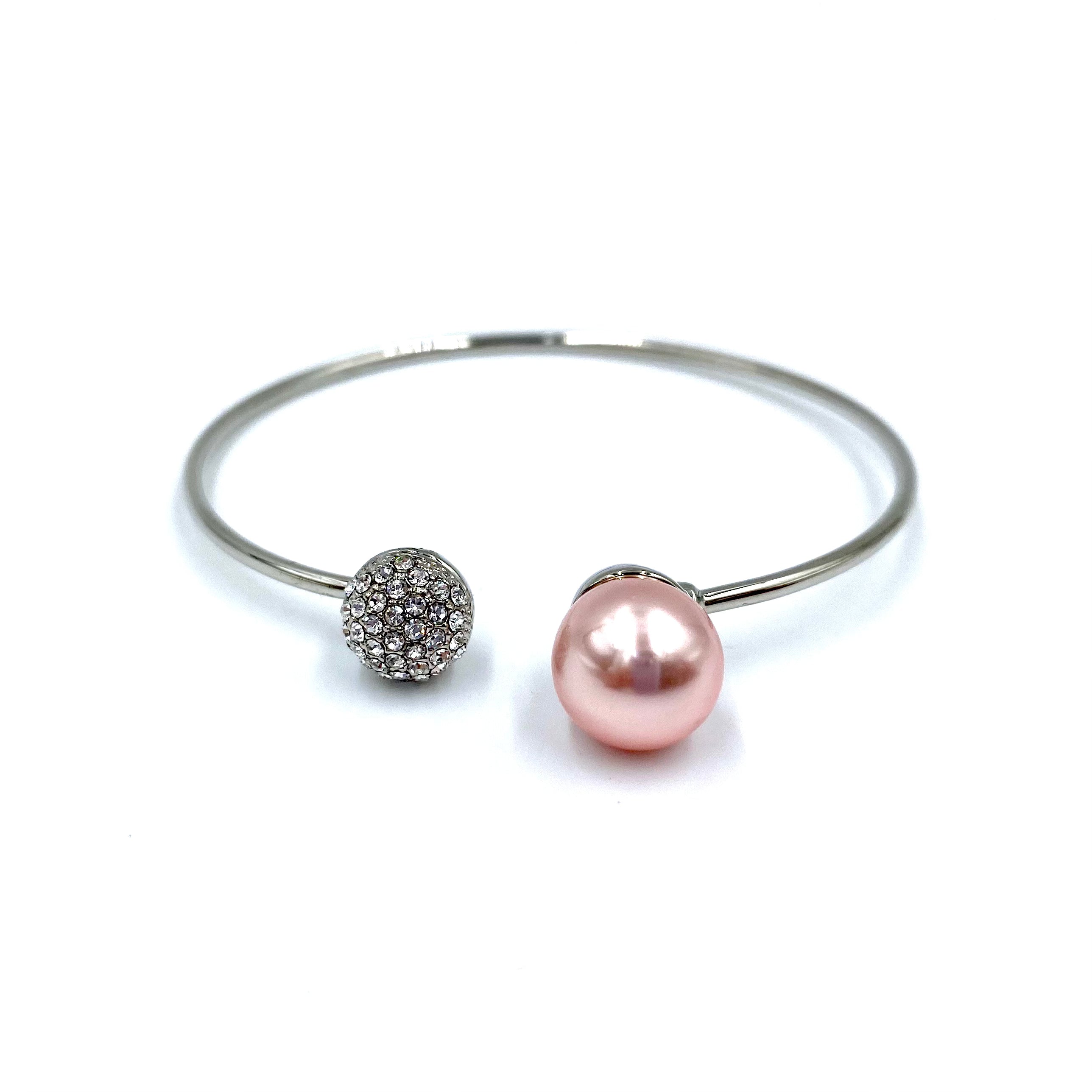 Elegant pink pearl and silver set