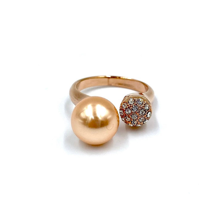 Elegant rose gold and peach pearl set